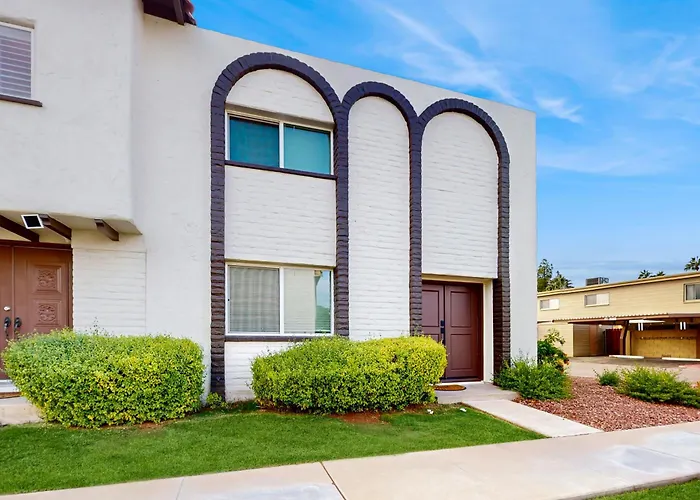 The Sonoran Modern